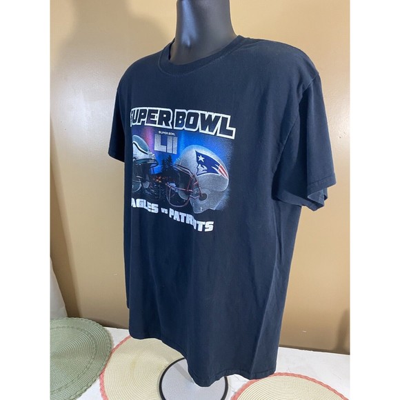 NFL Super Bowl 52 Eagles Vs Patriots Graphic Print Gildan T Shirt Size L - Picture 9 of 16